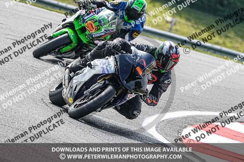 donington no limits trackday;donington park photographs;donington trackday photographs;no limits trackdays;peter wileman photography;trackday digital images;trackday photos